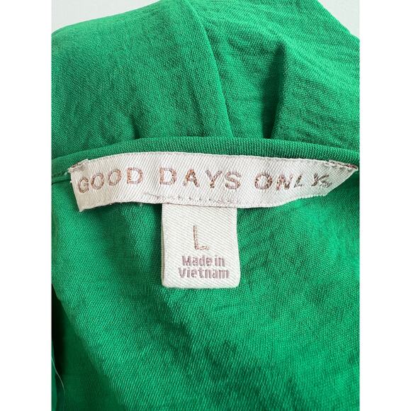 Good Days Only Green Short Sleeve Blouse Large - Picture 6 of 7